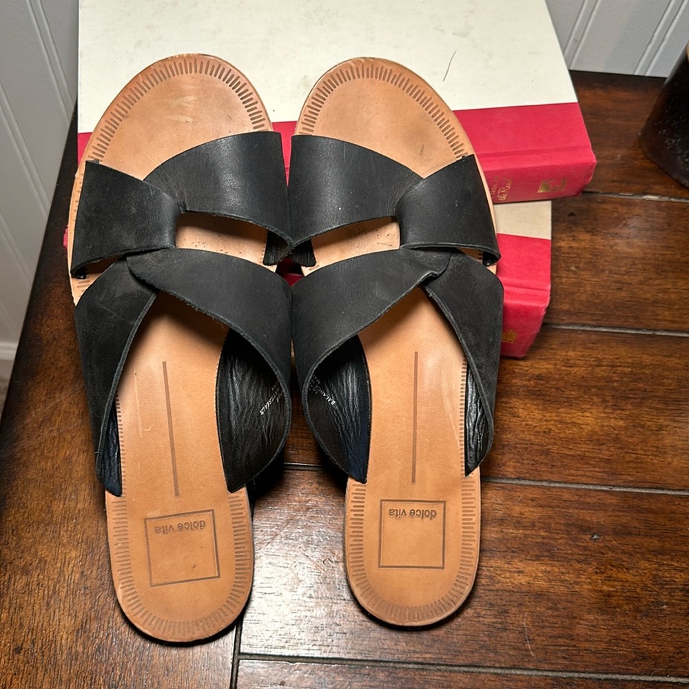 Dolce vita sandals size 8